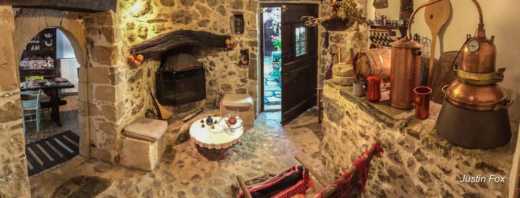 Meronas Eco House Экстерьер фото